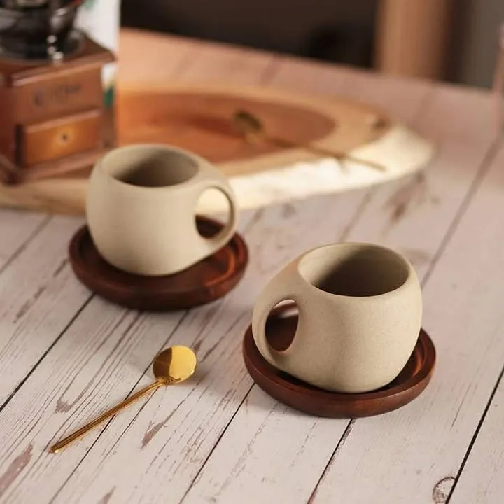 Cup + acacia wood plate