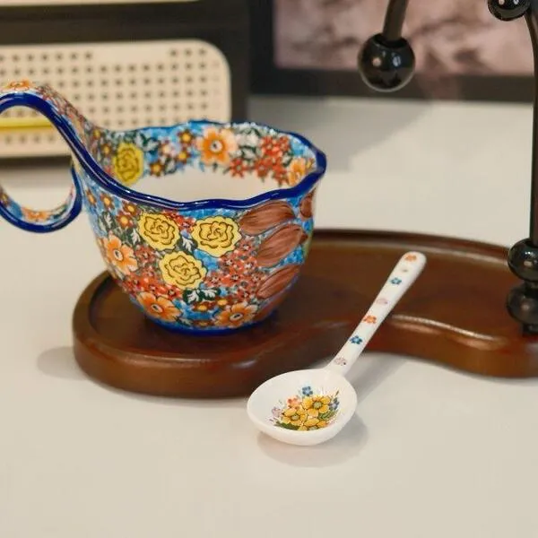 Landai [curved cup + spoon]